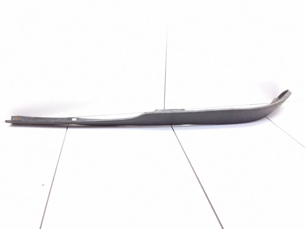 Esistange alumine osa (huul) – Opel Astra G (1998-2009)