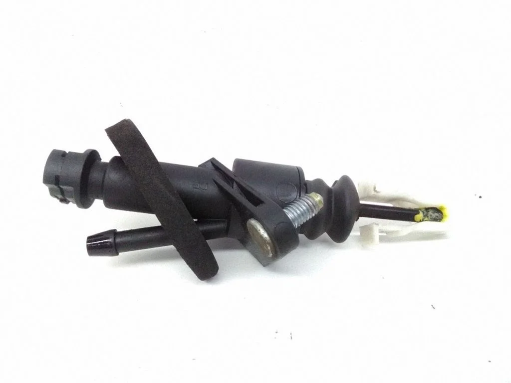 Clutch master cylinder 9126216 – Opel Combo C (2001-2011)