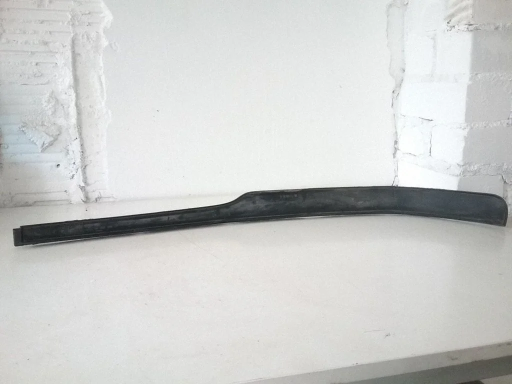 Esistange alumine osa (huul) – Opel Astra G (1998-2009)