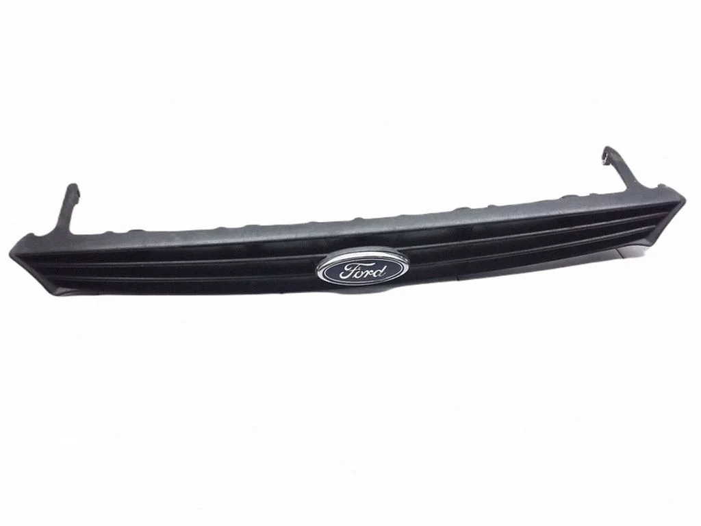 Front bumper upper radiator grill – Ford Focus (1998-2004)