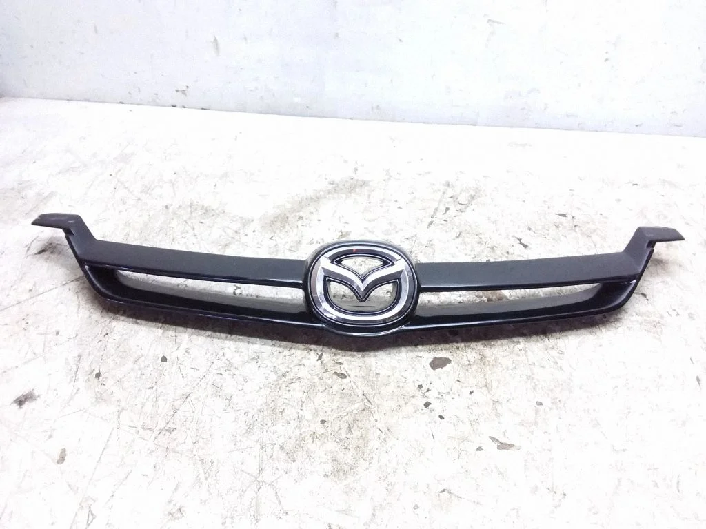 Front bumper upper radiator grill 11427