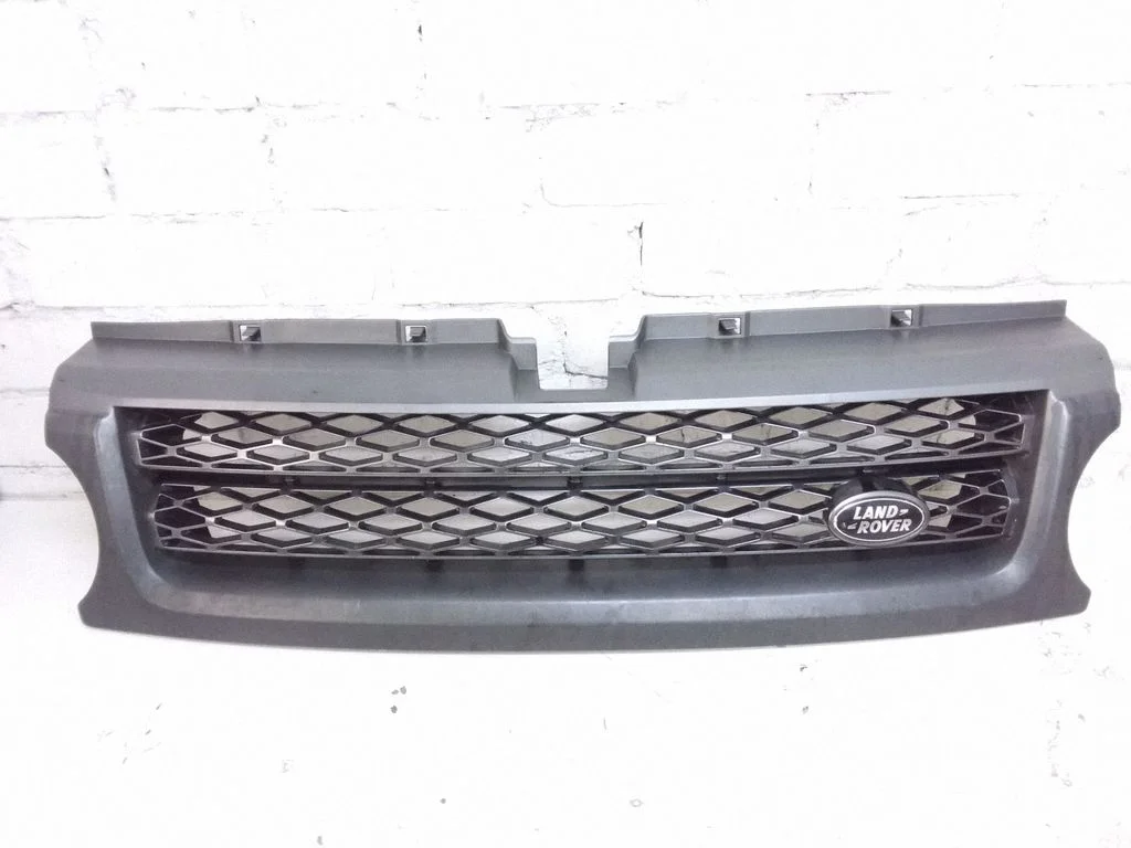 Front bumper upper radiator grill – Land Rover Range Rover Sport L494 (2013-)