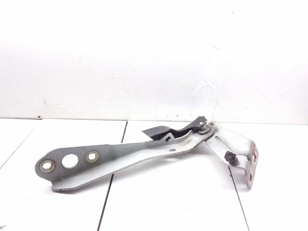 Engine bonnet/hood hinges 654000006R