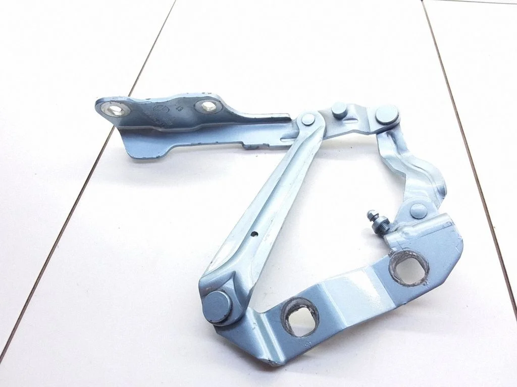 Engine bonnet/hood hinges – Volkswagen New Beetle (1998-2010)