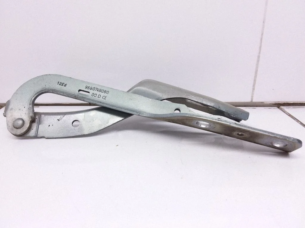 Engine bonnet/hood hinges – Peugeot 307 (2005-2008)