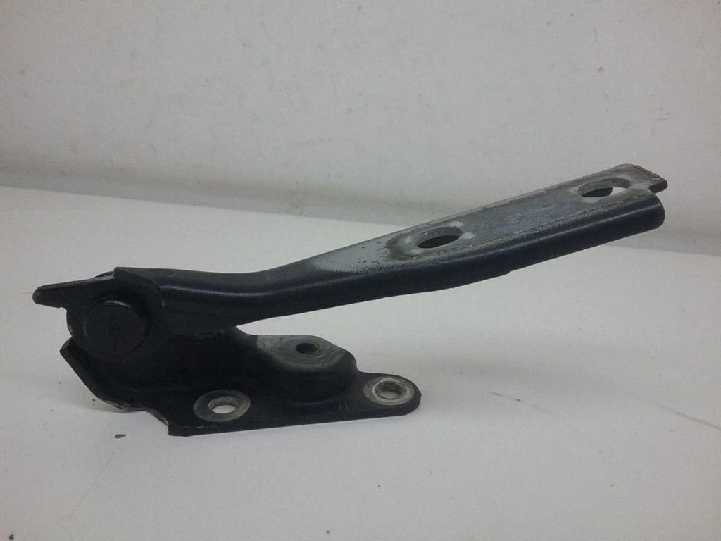 Mootorikapoti hinged – Audi A3 S3 8L (1996-2003)