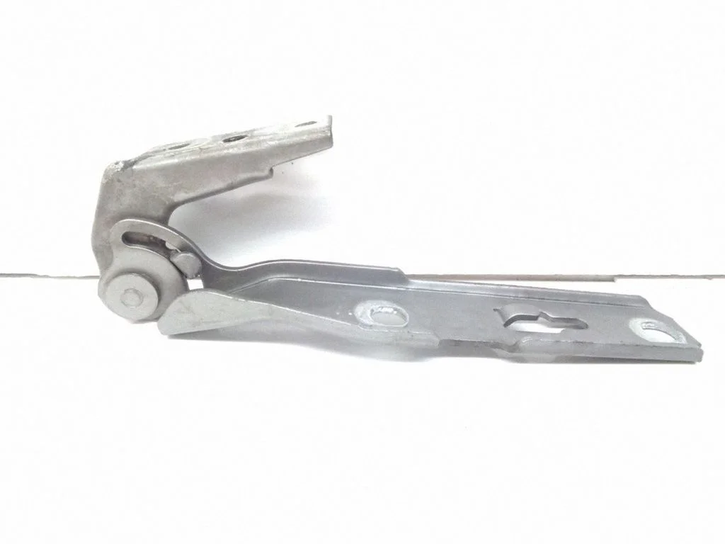 Engine bonnet/hood hinges 8E0823302E