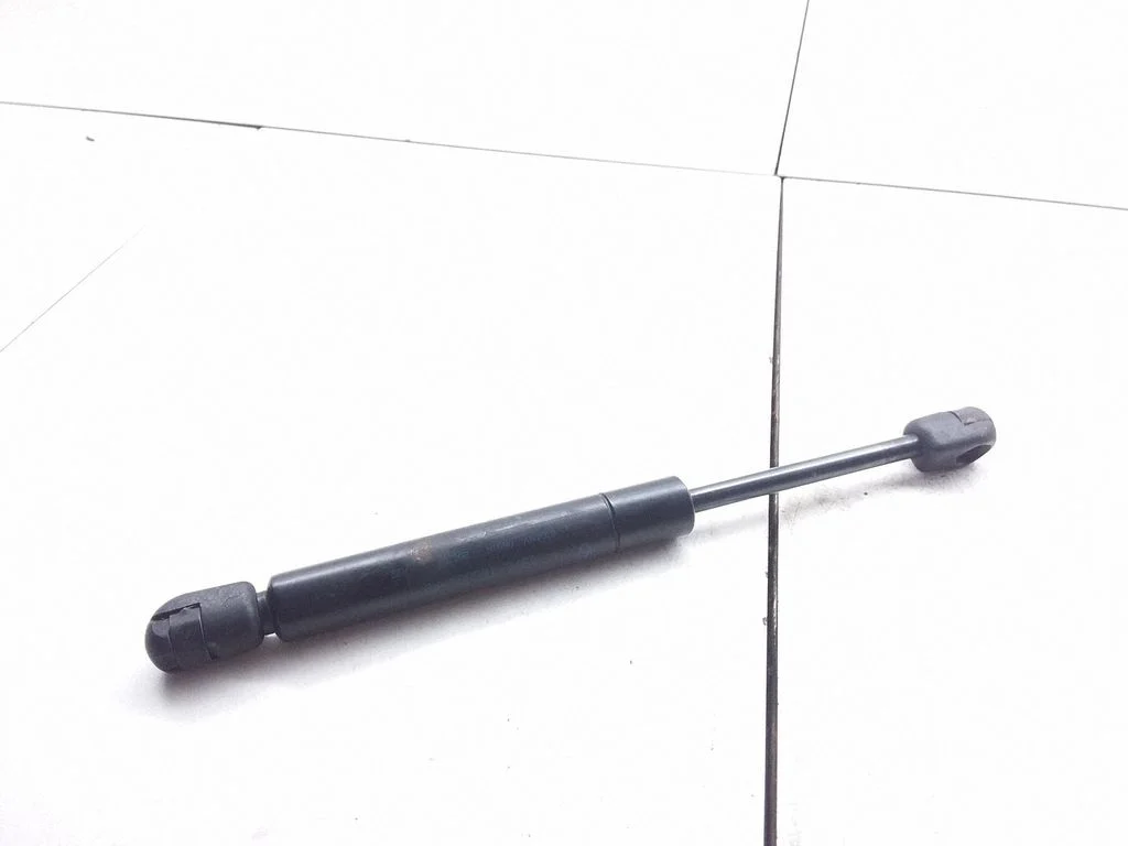 Front bonnet/hood damper/strut – Ford Mondeo Mk III (2000-2007)