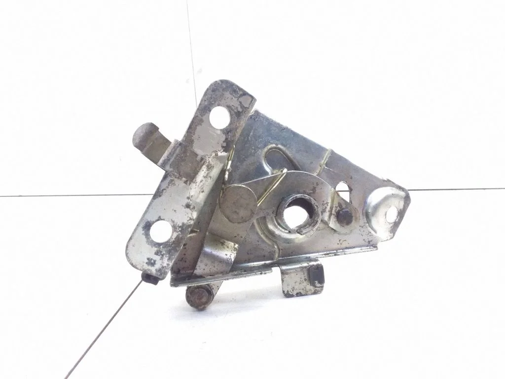 Engine bonnet/hood lock/catch