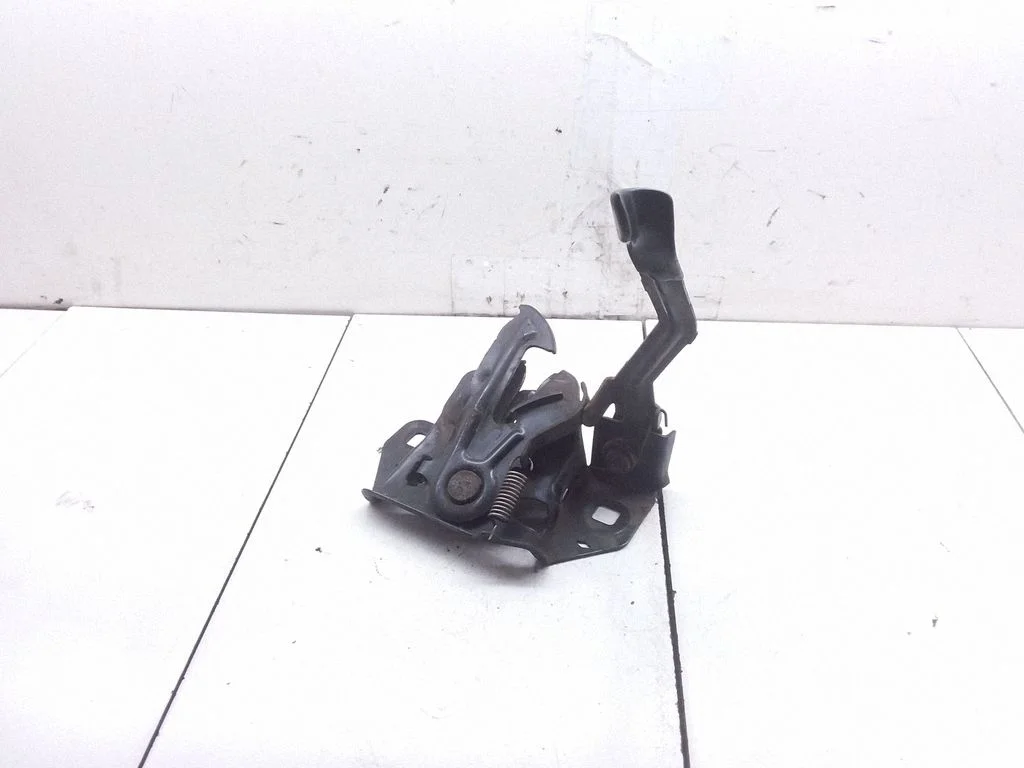 Engine bonnet/hood lock/catch – Chrysler Grand Voyager III (1995-2000)