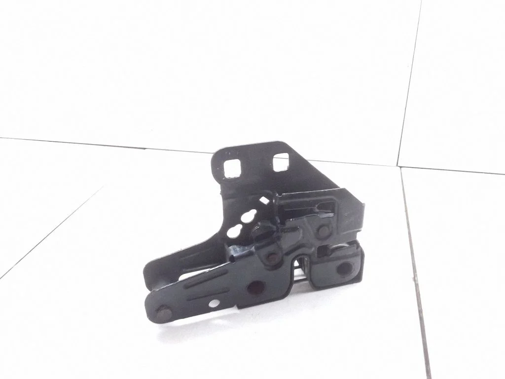 Engine bonnet/hood lock/catch – Audi A6 Allroad C6 (2006-2011)