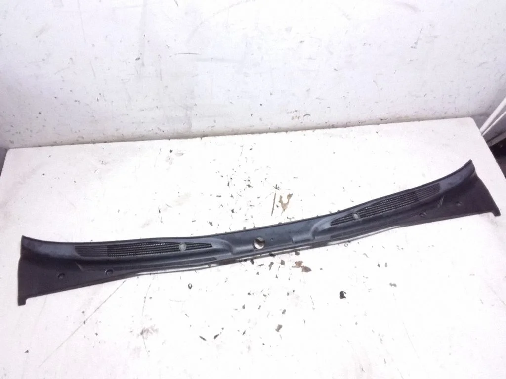Wiper trim BDC7480