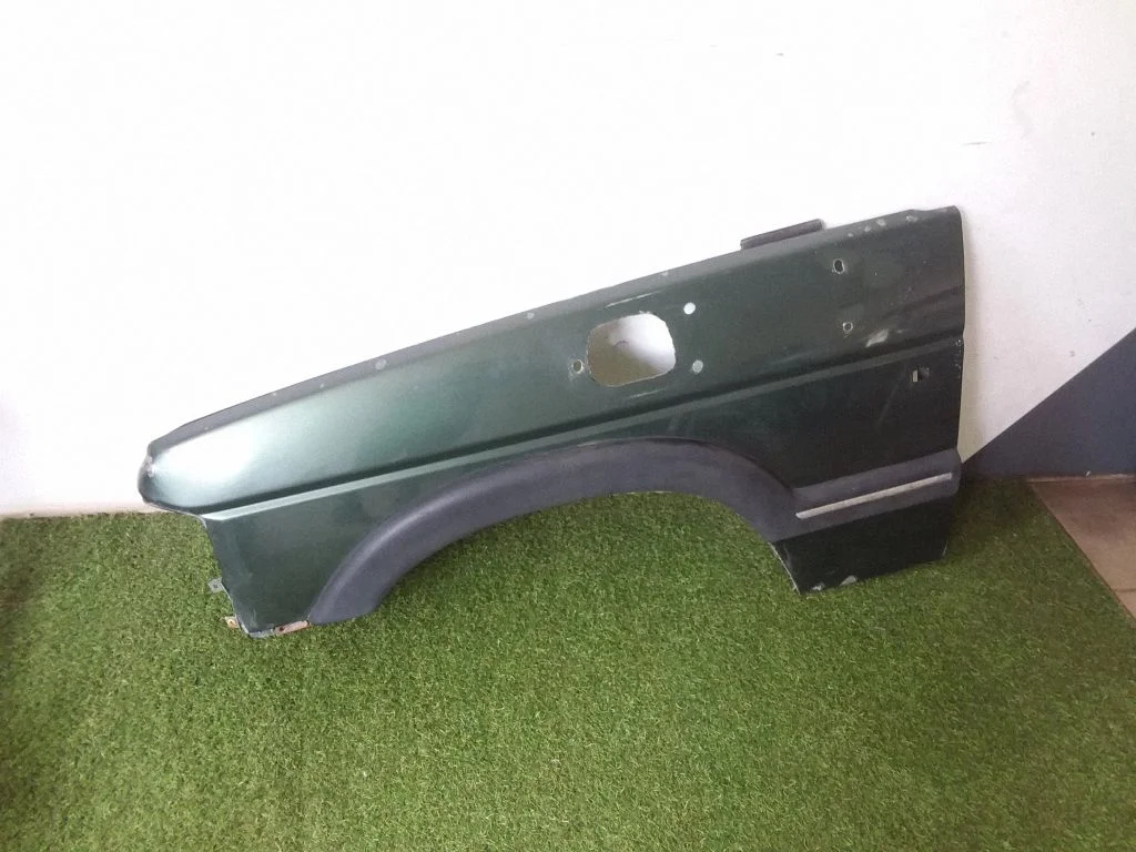Fender – Land Rover Discovery (1989-1998)