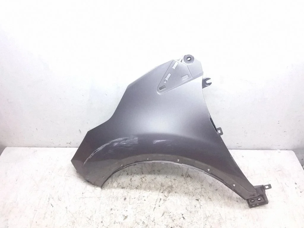 Fender 631012736R – Renault Captur (2013-2020)