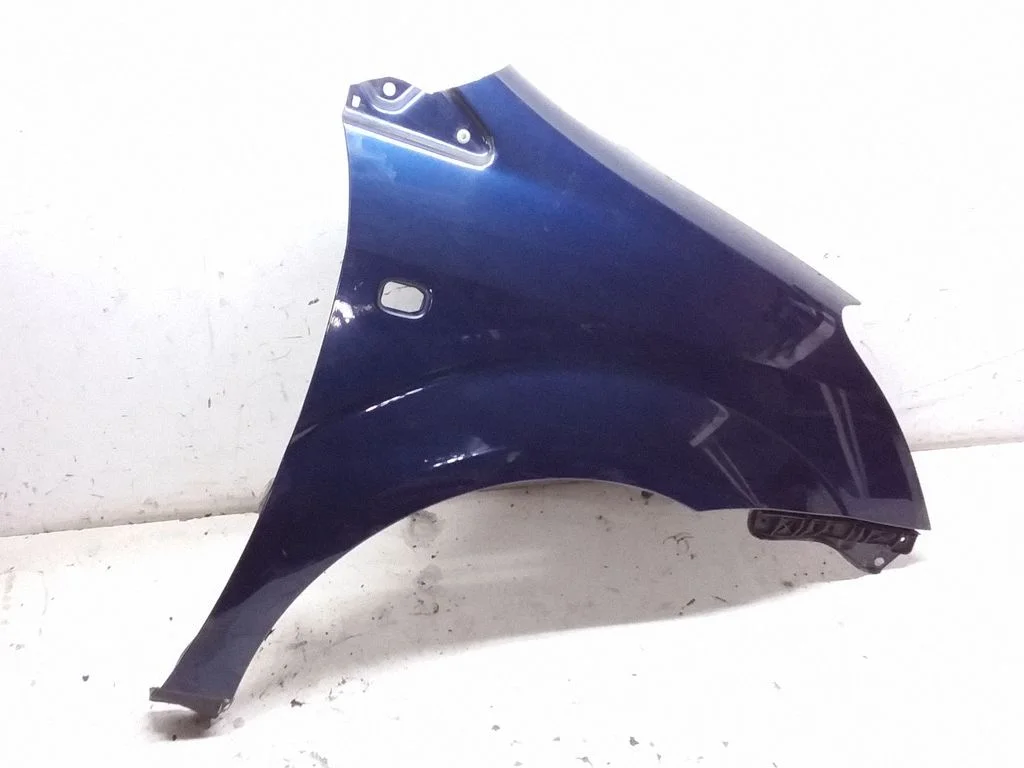 Fender – front right