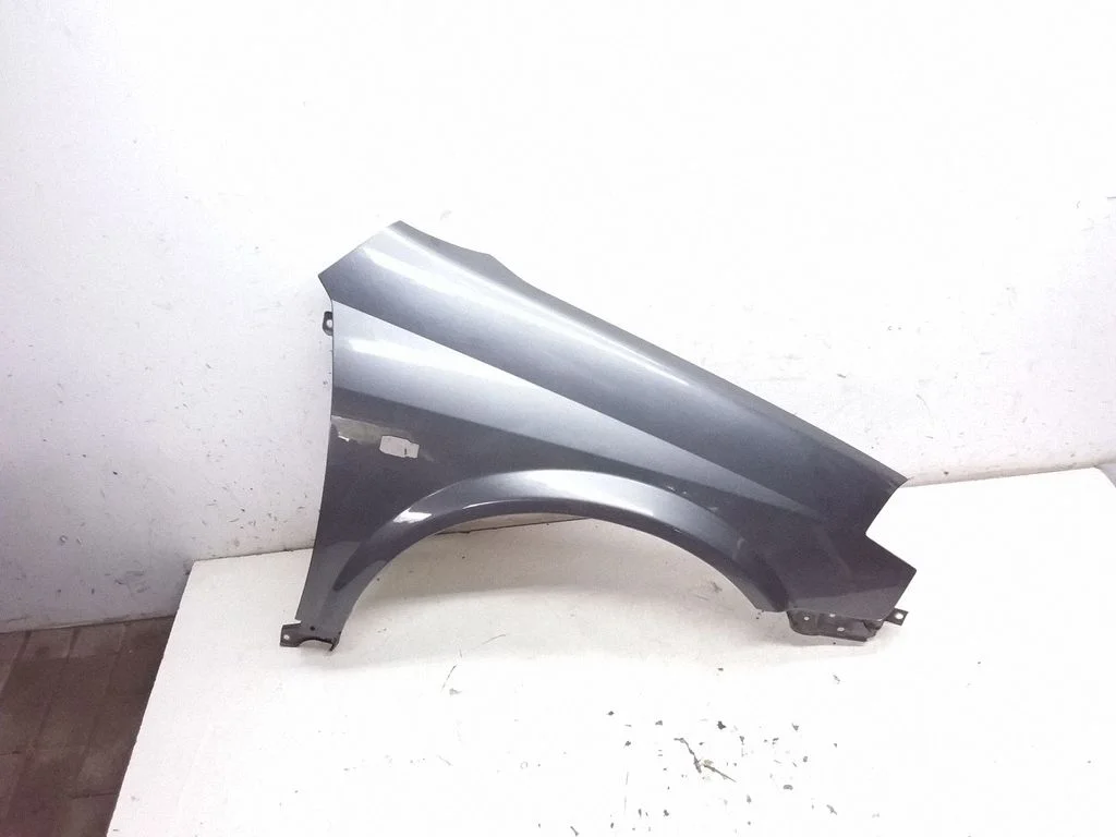 Fender – Nissan Primera (2002-2007)