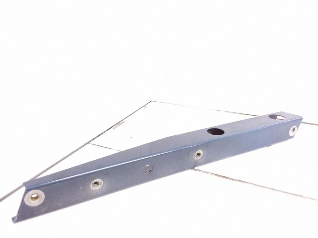 Fender mounting bracket 8Z0805092A