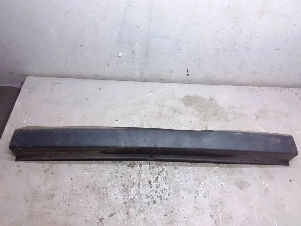 Tagumine kaitseraud A9068800171