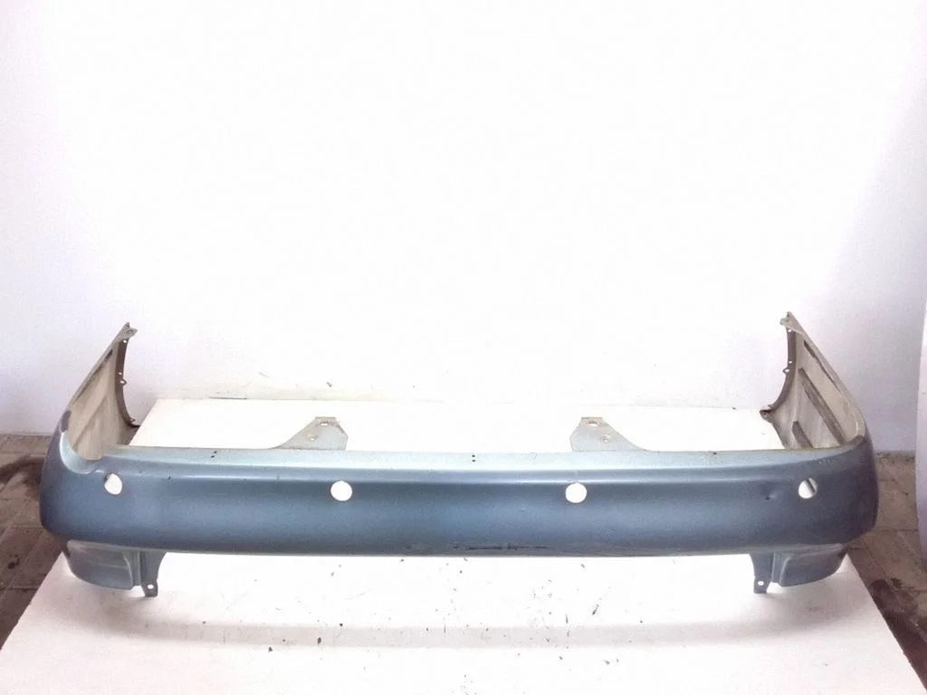 Rear bumper – Mazda MPV II LW (1999-2007)