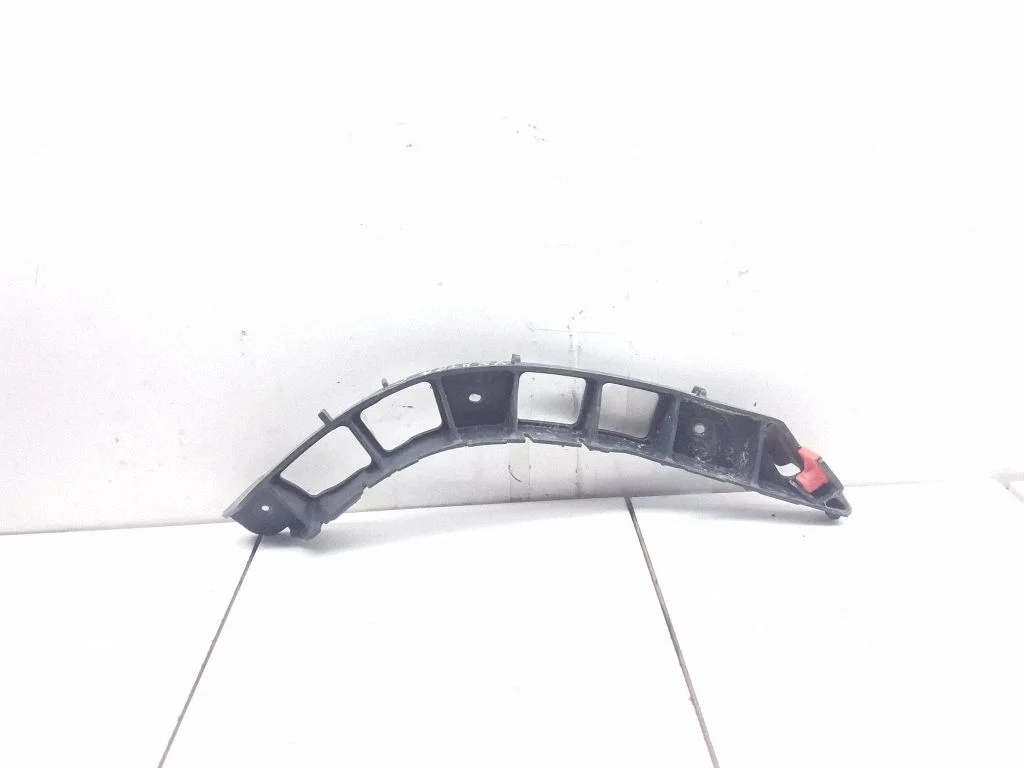 Tagumise kaitseraua kinnitusklamber – Opel Vectra C (2005-2009)