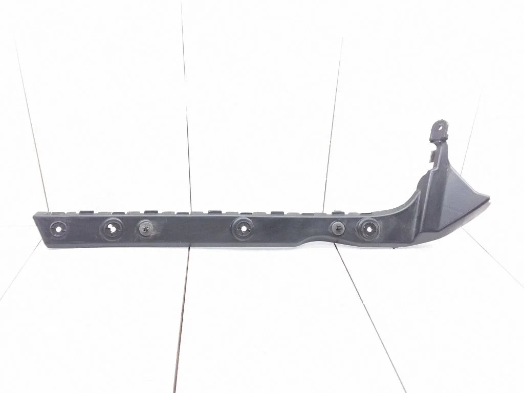 Rear bumper mounting bracket – Ford Transit Custom (2013-2023)
