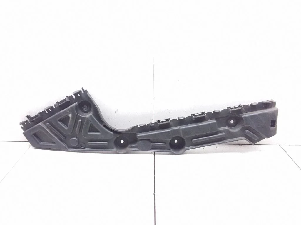 Rear bumper mounting bracket 850449497R