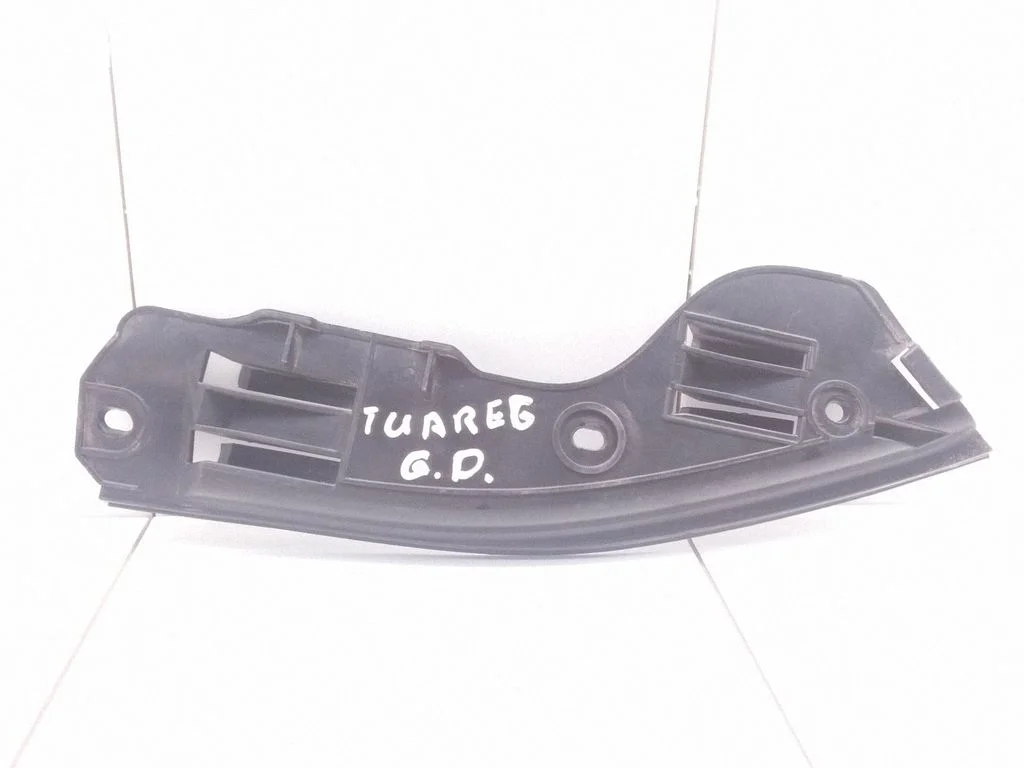 Aizmugurējā bufera turētājs – Volkswagen Touareg I (2002-2010)