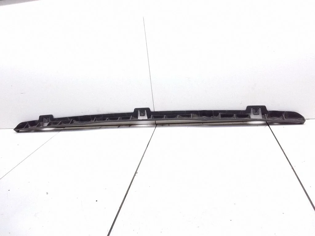 Rear bumper mounting bracket – Opel Zafira C (2011-2019)