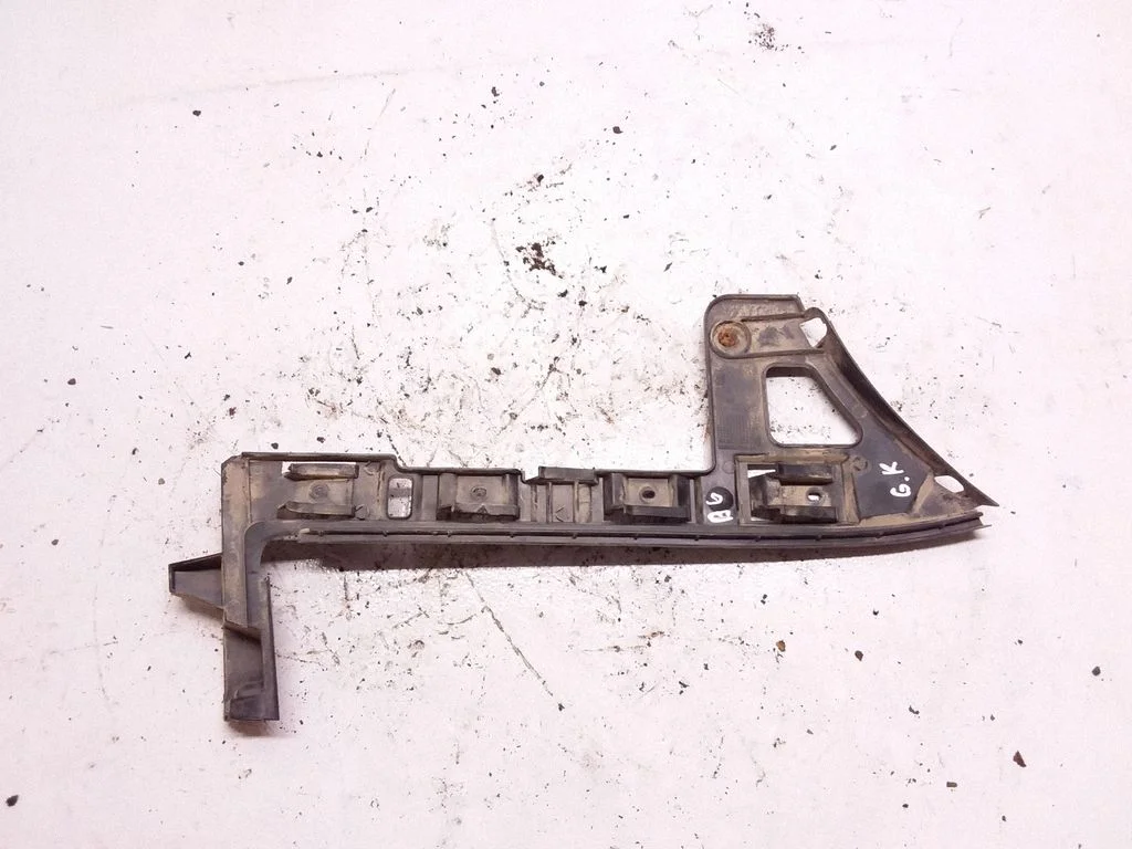 Rear bumper mounting bracket 3C9807393