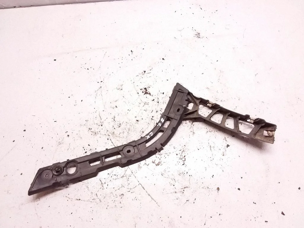 Mocowanie zderzaka tylnego 8X2317B931
