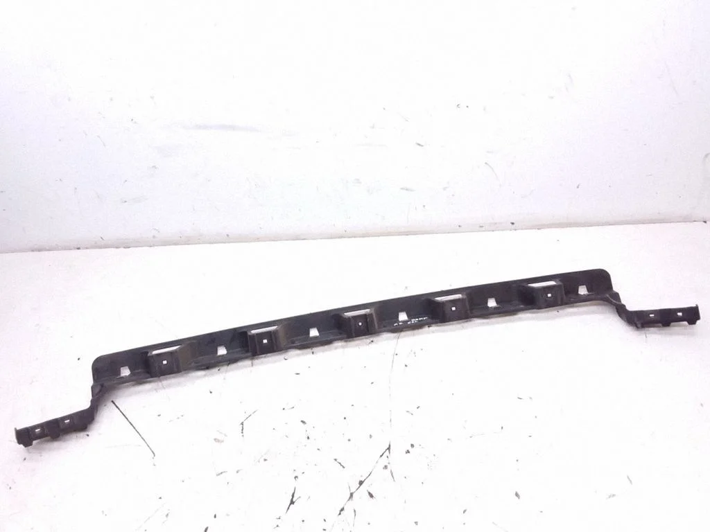 Rear bumper mounting bracket 8Z0807855A
