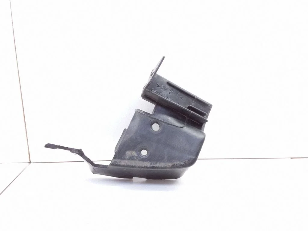 Rear bumper mounting bracket 9642466580