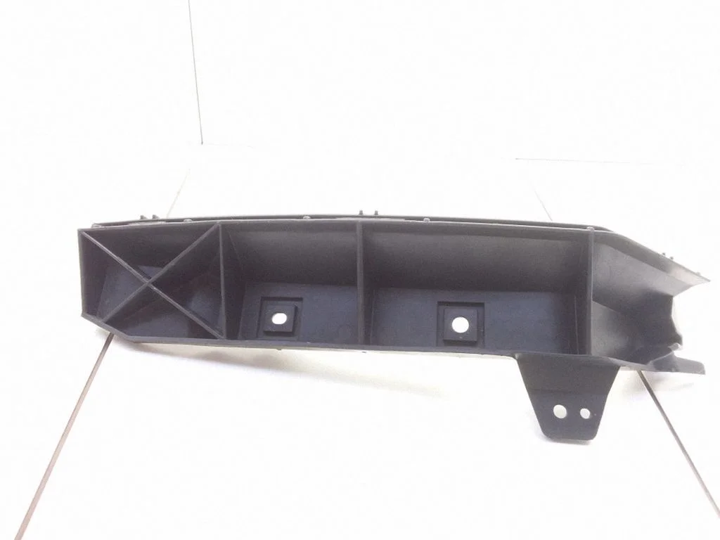 Rear bumper mounting bracket – Volvo S40 (2004-2007)