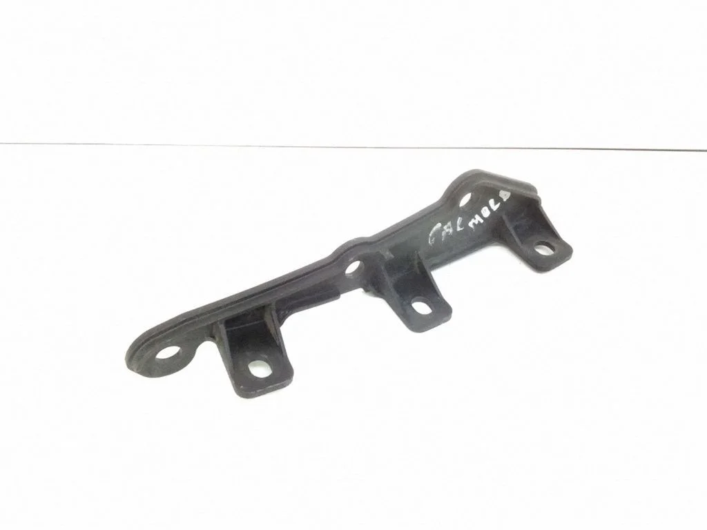 Rear bumper mounting bracket 8Z0853884