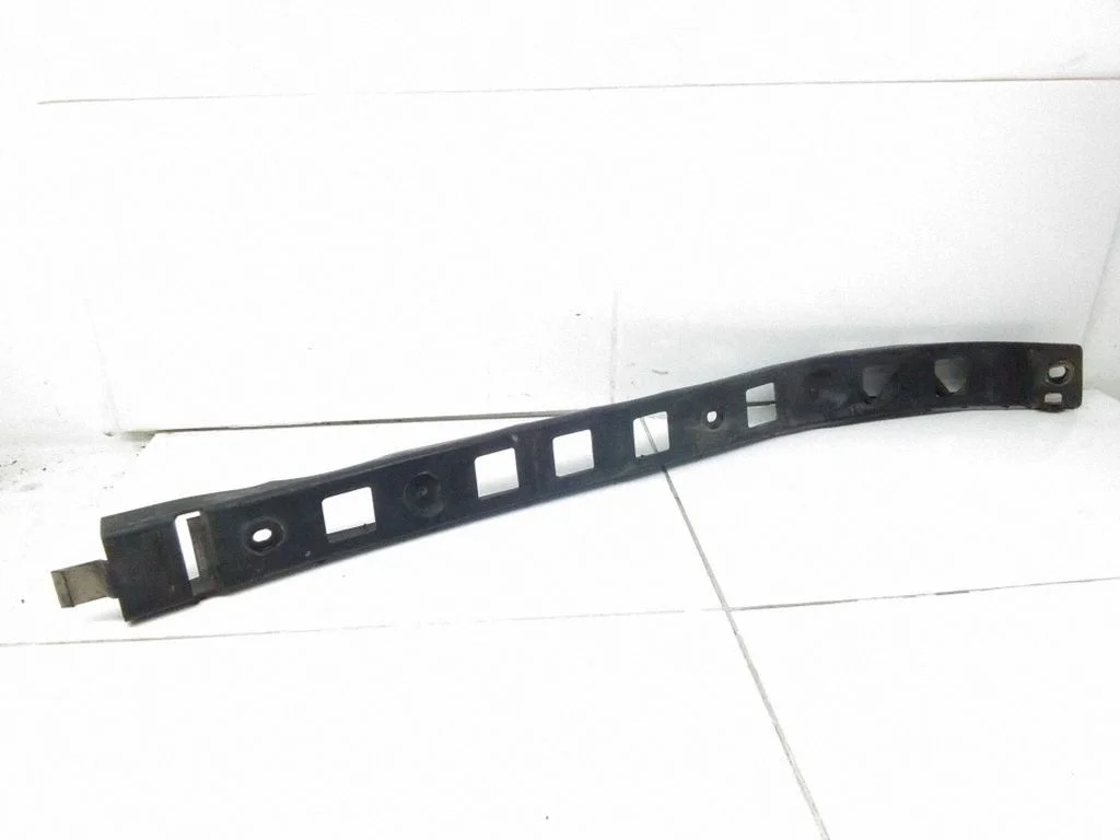 Rear bumper mounting bracket 6Y6807864