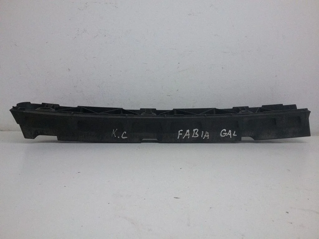 Aizmugurējā bufera turētājs 5J6807863