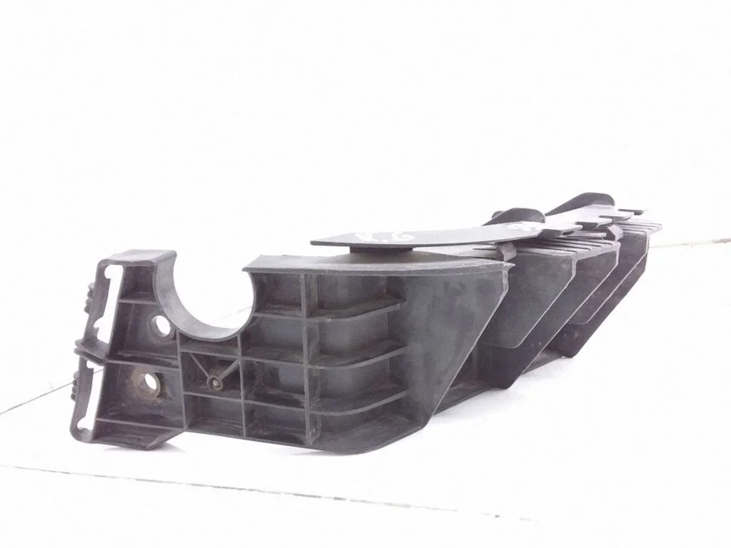 Rear bumper mounting bracket 5492913