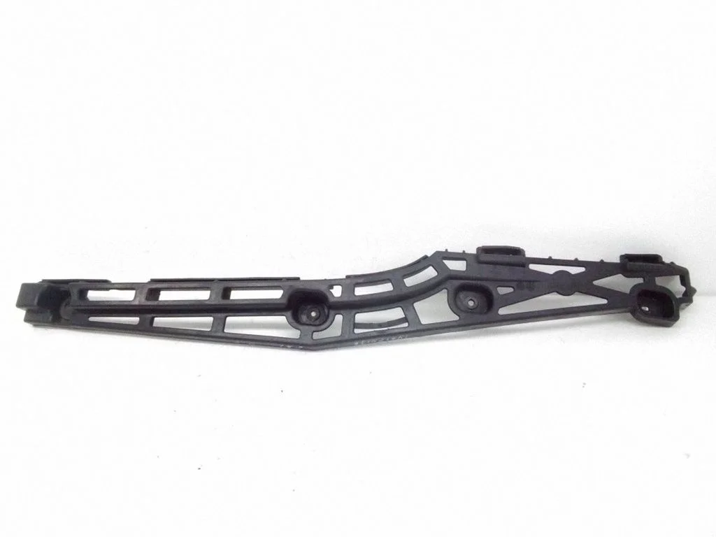 Rear bumper mounting bracket 13238838