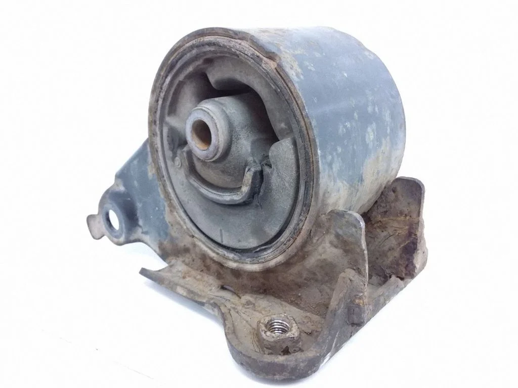 Gearbox mount 6113218H300