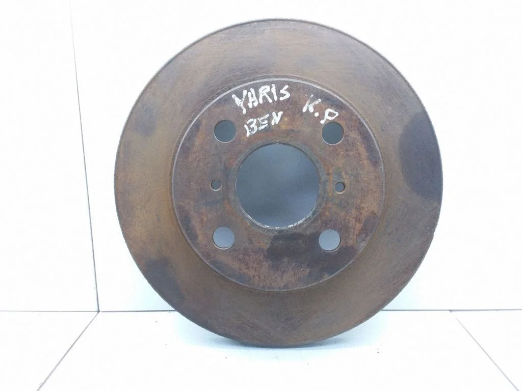 Tarcza hamulcowa przednia – Toyota Yaris Verso (1999-2005)
