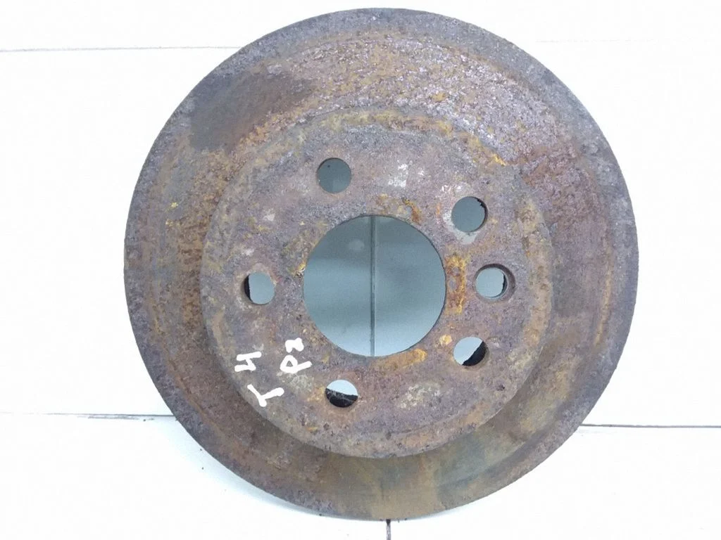 Front brake disc – Volkswagen Transporter - Caravelle T4 (1991-2003)