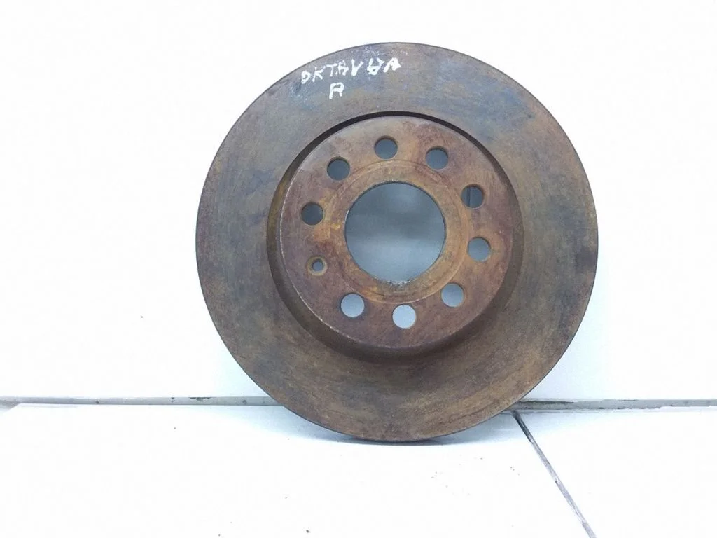 Priekšējais bremžu disks