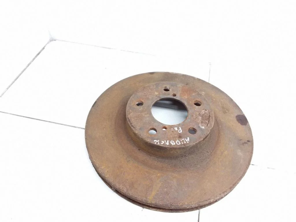Esimene piduriketas – Subaru Outback (1999-2003)