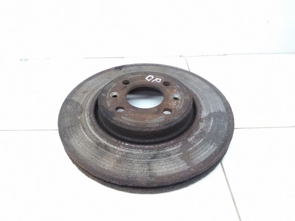 Esimene piduriketas – Renault Megane II (2002-2005)