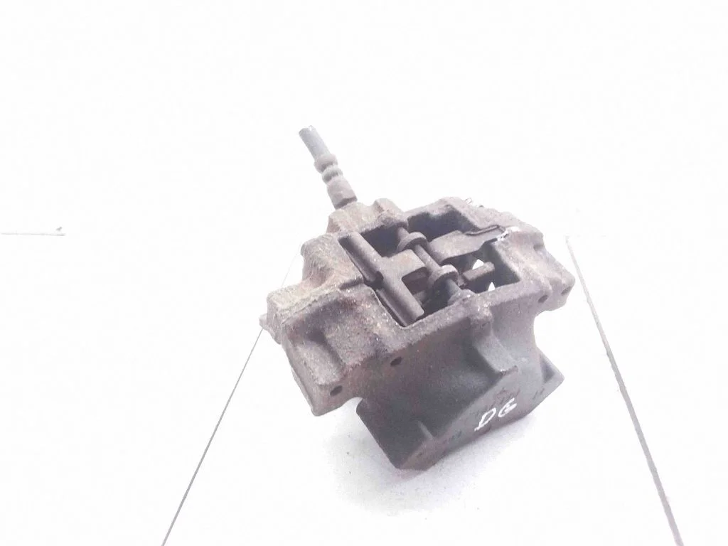Rear brake caliper – right
