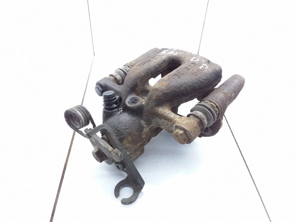Tagumine pidurisadul 3232551674