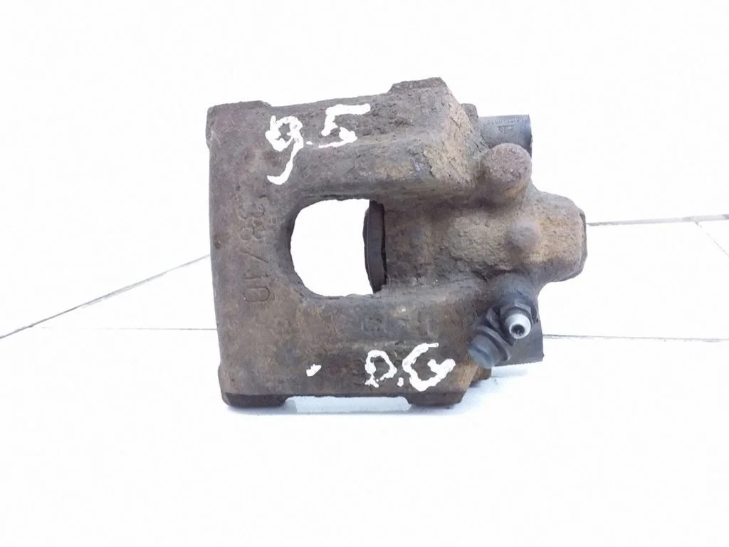 Tagumine pidurisadul – parem