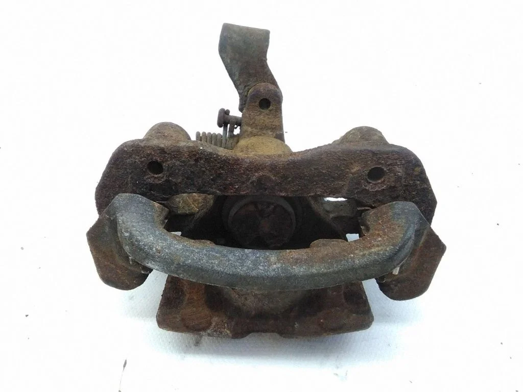 Rear brake caliper