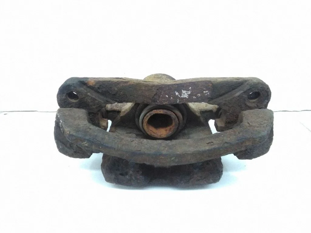 Tagumine pidurisadul – parem