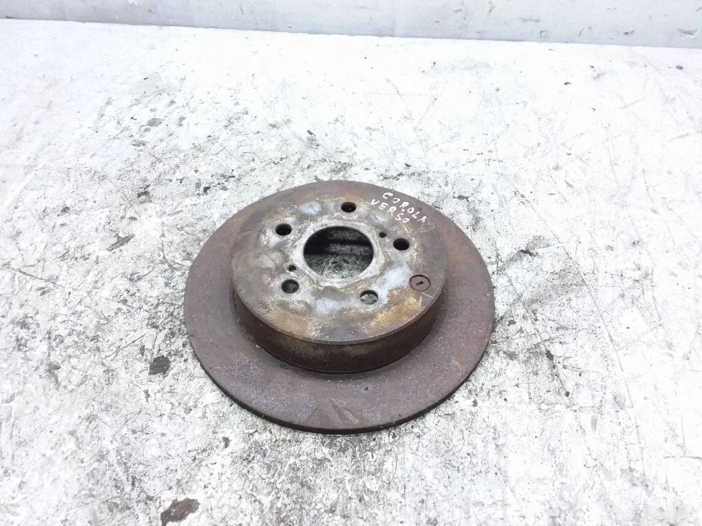 Tagumine piduriketas – Toyota Matrix (E130) (2001-2008)